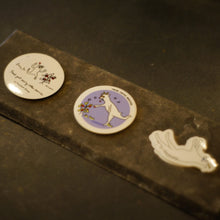 画像をギャラリービューアに読み込む, Sticker ステッカー "Over caffeinated dancing goat"
