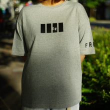 画像をギャラリービューアに読み込む, ロゴTシャツ
